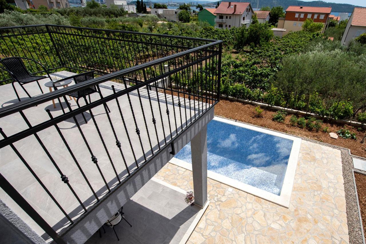 Villa Fidelissima Kastela Exterior photo